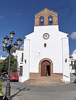 Archivo:Iglesia de la Candelaria Benagalbón
