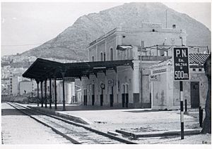 Archivo:Martos-antigua estación
