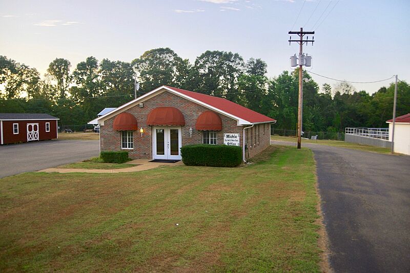 Michie-City-Hall-tn