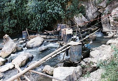 Archivo:Nw vietnam hydro