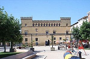 Archivo:Palacio de Ayerbe