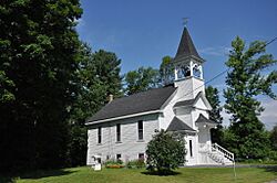 PittstonME FirstCongregationalChurchArnoldRoad.jpg