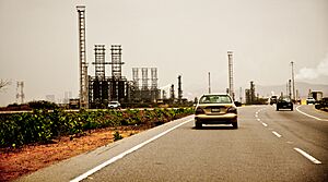Archivo:Refinería Puerto La Cruz, Edo. Anzoategui