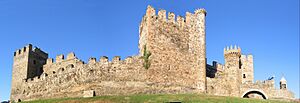 Archivo:Templerburg Ponferrada 2005 low