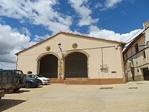 Archivo:Trinquete para el juego de pelota, fue construido en el año 1907 (Tronchón, Teruel)