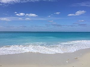 Archivo:White sands of Providenciales