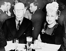 1940 Boy wonder of Wall Street shoots himself.jpg