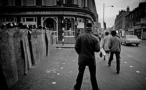 Archivo:1981 Brixton Riots