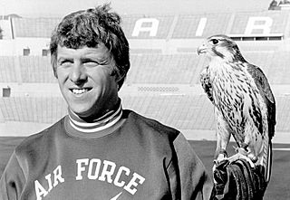 Bill Parcells and Mach 1 the Falcon.jpg