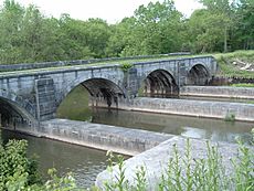 Archivo:Camillus-aqueduct1
