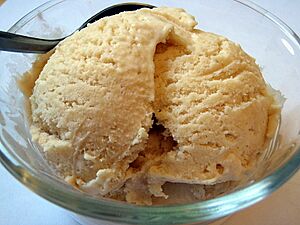 Archivo:Caramel-pear ice cream (3616801496)