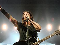 Archivo:Dave Grohl - july 2008 2