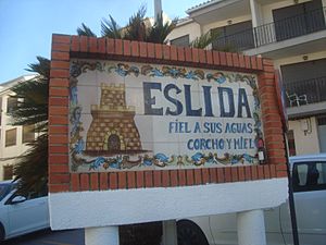 Archivo:Eslogan mural de Eslida