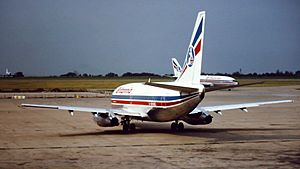 Archivo:G-BHWE-Boeing737-1197