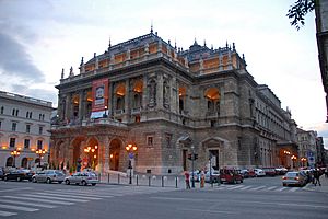 Archivo:Hungarian State Opera House(PDXdj)