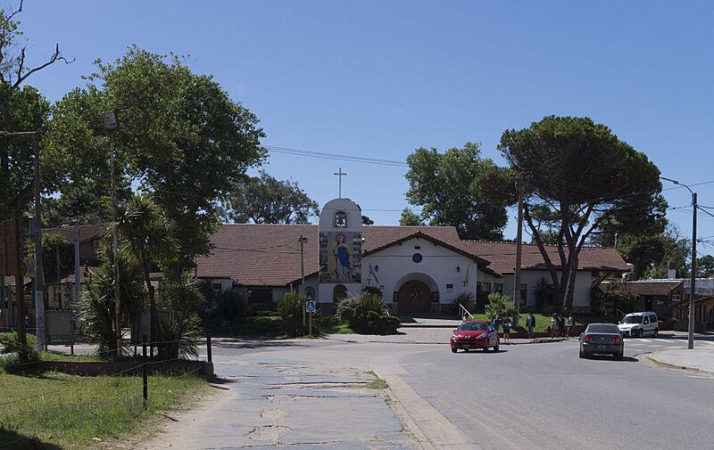 IglesiaInmaculadaConcepcion-VillaGesellArg