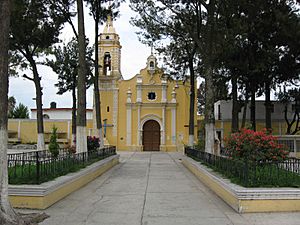 Archivo:Iglesia catolica-Tocuila Texcoco Mexico