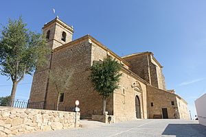 Archivo:Iglesia de Santiago Apóstol, Santa Cruz de la Zarza 01