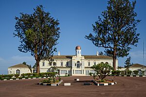 Archivo:Kabaka Palace in Kampala