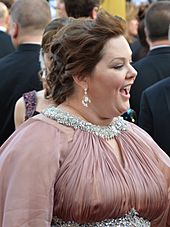 Archivo:Melissa McCarthy 2012 Oscars