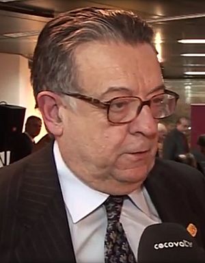 Archivo:Miguel Herrero y Rodríguez de Miñón 2015 (cropped)