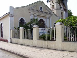 Archivo:Parroquia San Gregorio Nacianceno