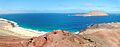 Playa de las Conchas y Montaña Blanca desde Montaña Bermeja