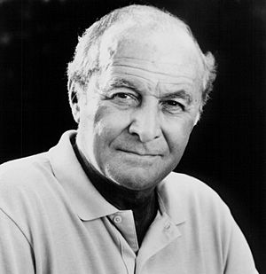 Archivo:Robert Loggia