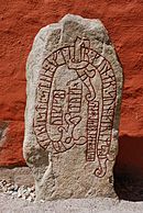 Archivo:Runestone Sm10