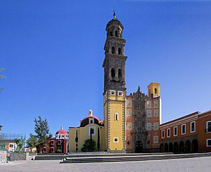 Archivo:Templo San Francisco Puebla