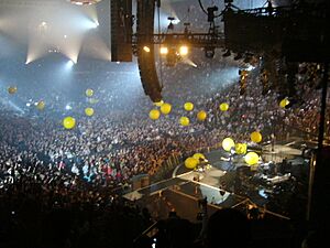 Archivo:YellowLive