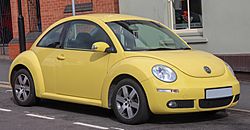 Archivo:2006 Volkswagen New Beetle Luna 1.6 Front