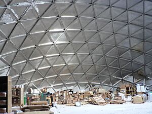 Archivo:Amundsen-Scott South Pole Station (inside dome)