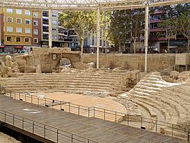 Antiguo teatro romano de Zaragoza, España, Spain.jpg