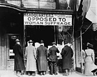 Archivo:Antisuffragists