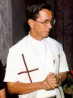 Bishop Fabio Rivas.jpg