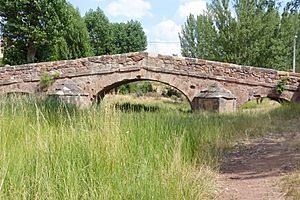 Archivo:Cañamares (Guadalajara) Bridge 40949