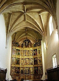 Archivo:Cañas - Monasterio de Santa María del Salvador 7