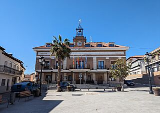 Casa consistorial de Recas.jpg