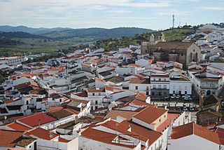 Castillo de Segura de León (16080810642).jpg