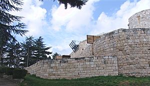Castillo de burgos exterior 2.jpg