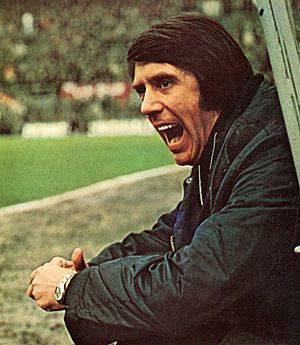 Archivo:Cesare Maldini - Milan 1973-74