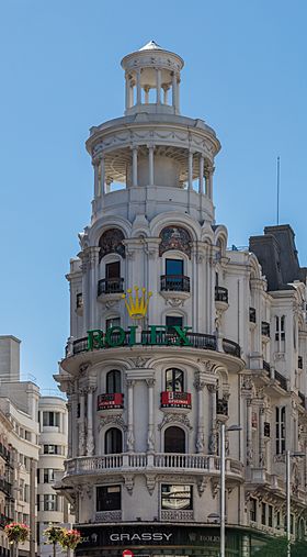 Edificio Grassy, calle Gran Vía, Madrid, España, 2017-05-18, DD 07.jpg