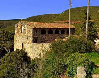 Església castell de Mediona, el Penedes, Barcelona.jpg