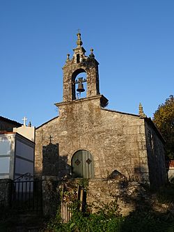Igrexa Liñares, Santiso, Coruña 5.JPG
