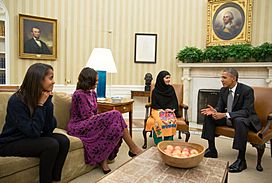 Archivo:Malala Yousafzai Oval Office 11 Oct 2013