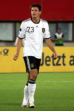 Archivo:Mario Gómez, Germany national football team (03)