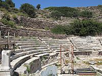 Archivo:Milos ancient theatre