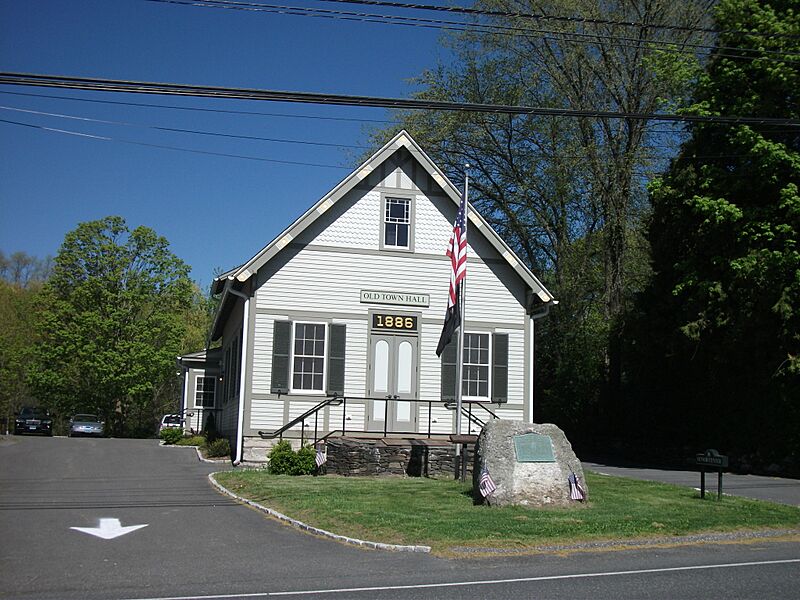 OldTownHallShermanCT