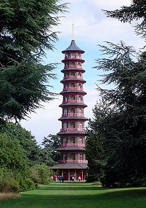 Archivo:Pagoda, Royal Botanic Gardens, Kew, London